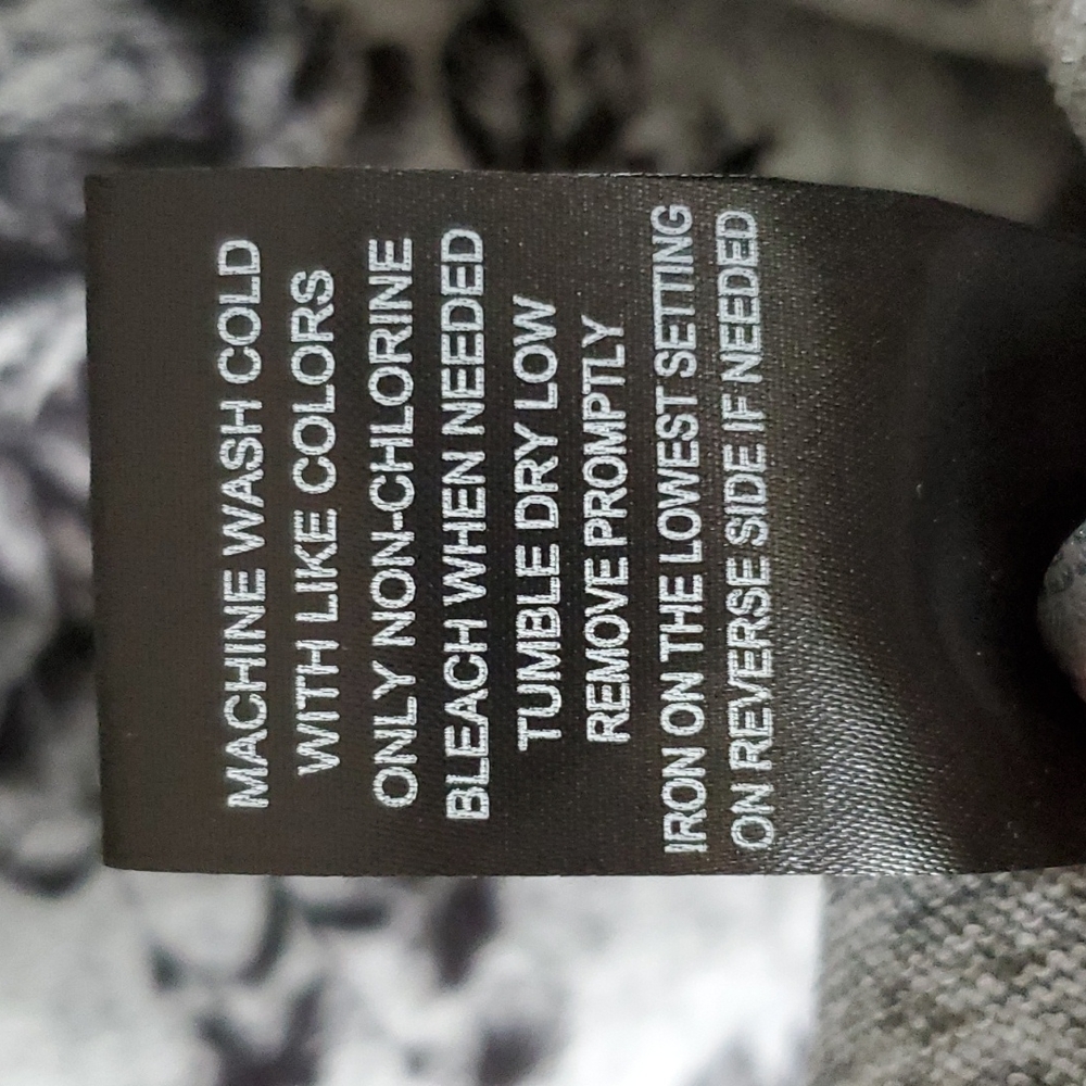 Women's Winter Dress - Size M - Picture 9 of 9